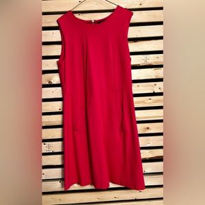 fuchsia stretchy dress with pockets